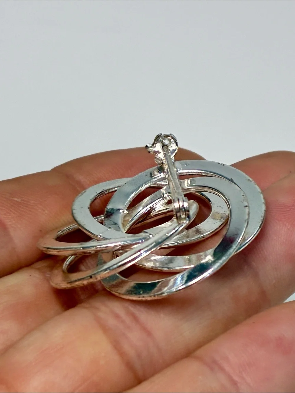 Napier Silver Infinity Interlocking Knot Brooch Lightweight Timeless Elegant
